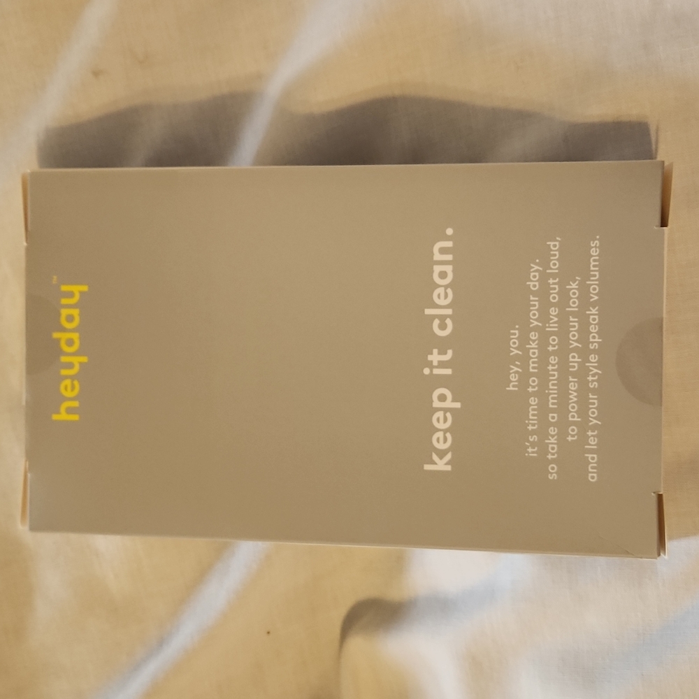 Phone case - Picture 4 of 5